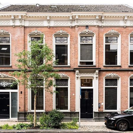 Xxl Loft With Bath Located Stadsvilla Тилбург Экстерьер фото