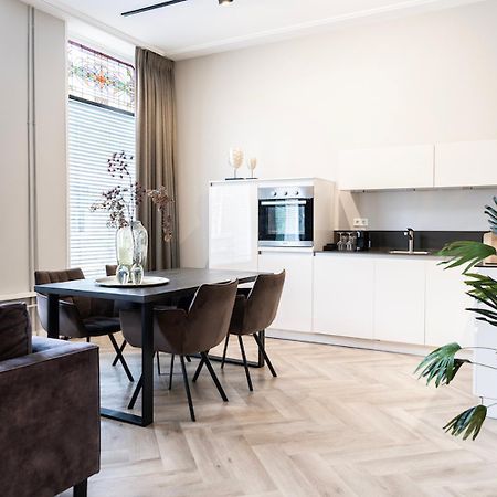 Xxl Loft With Bath Located Stadsvilla Тилбург Экстерьер фото