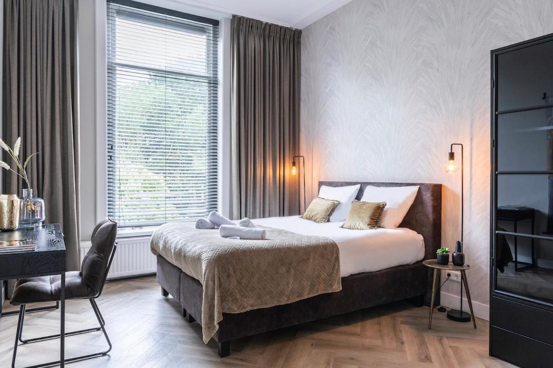 Xxl Loft With Bath Located Stadsvilla Тилбург Экстерьер фото